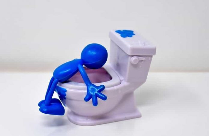 how to unclog toilet