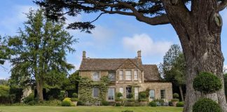 holiday home in Cotswold