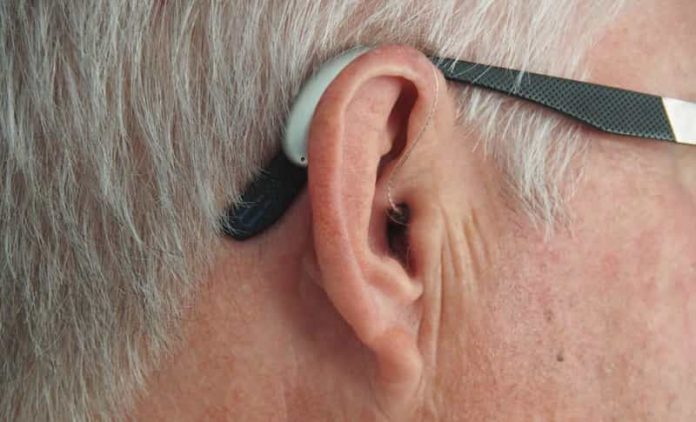 Dangers of using earbuds