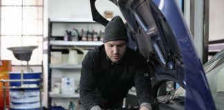 3 Factors to Consider Before Doing a Car Engine Repair