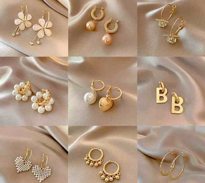 Accessories Each Girl Should Have