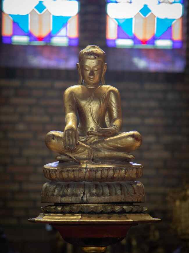 Discovering Ancient Buddha Statues